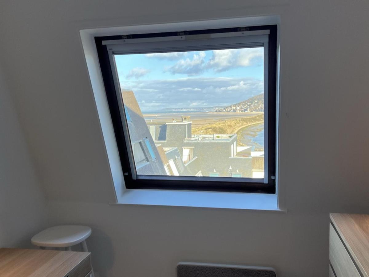 Appartement 2 Pieces Cabourg Avec Balcon, Ascenseur Et Vue Mer - Fr-1-487-335 Zewnętrze zdjęcie